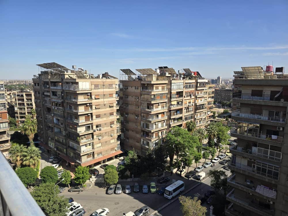 Spacious, Bright 7-Room Apartment for Sale in Al-Maysat, Damascus - 109sqm