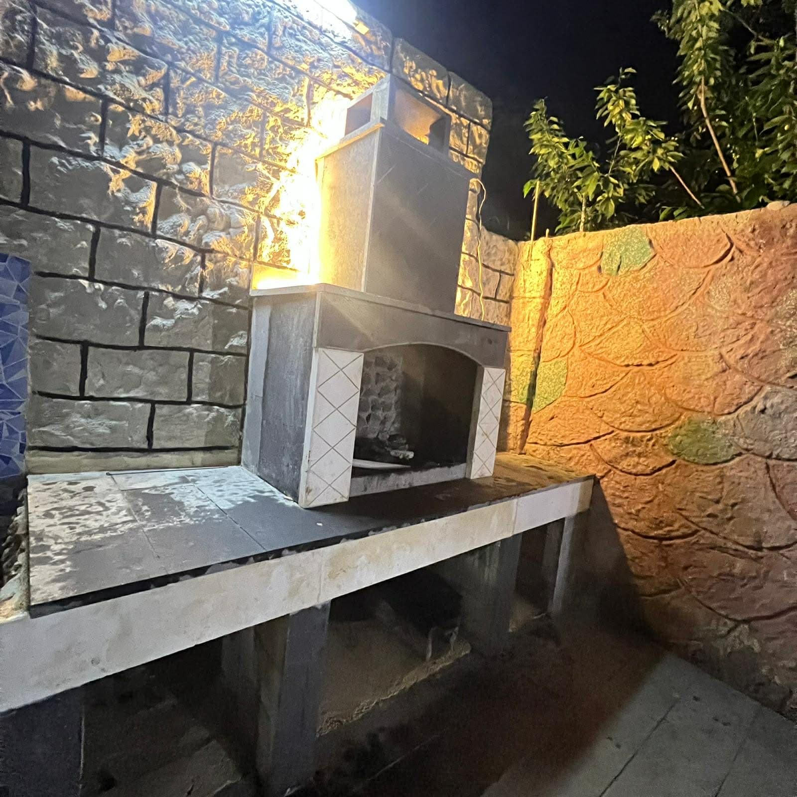 Well-ventilated, Modern building - Image 3