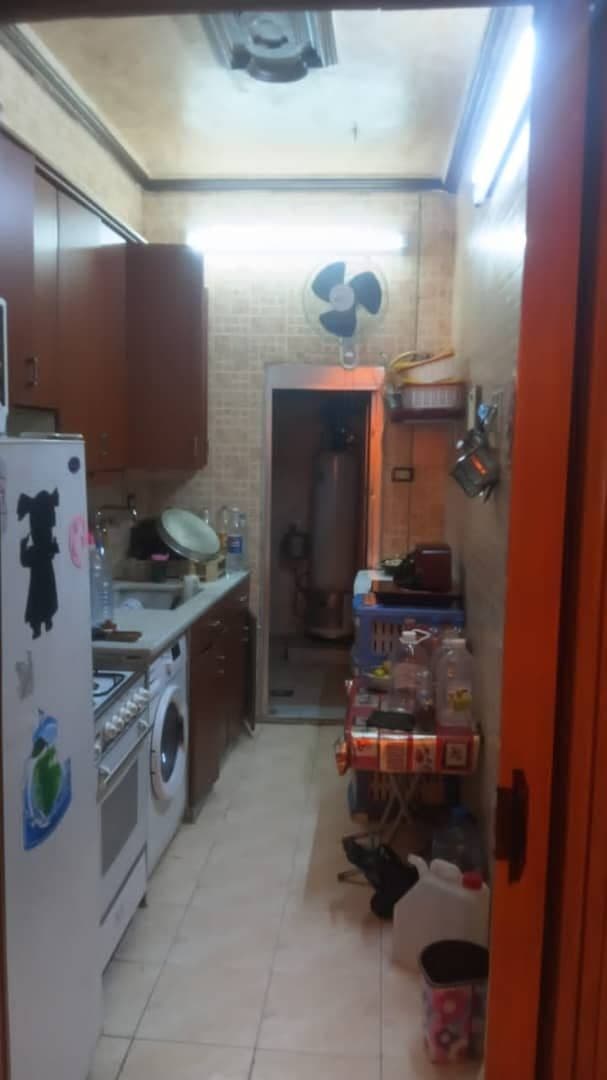 Well-ventilated, Bright Apartment for Sale in Al-Sina'a, Damascus - 80sqm - Photo 5