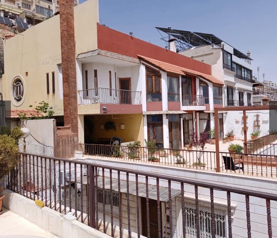Property gallery thumbnail
