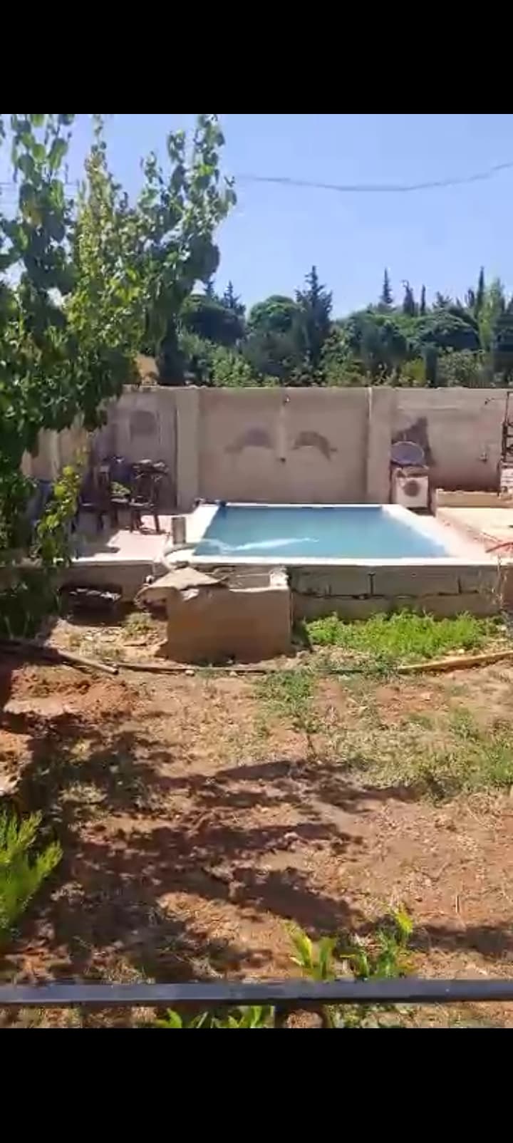فيلا إطلالة على الجبل، تجهيز عادي، واسع 4 غرف للبيع في البجاع، دمشق - 400م² - صورة 3