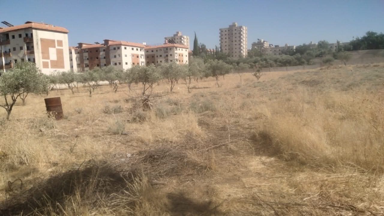 Land for Sale in Al-Baja' (near the Al-Dahiya building), Damascus - 12dunam - Photo 2