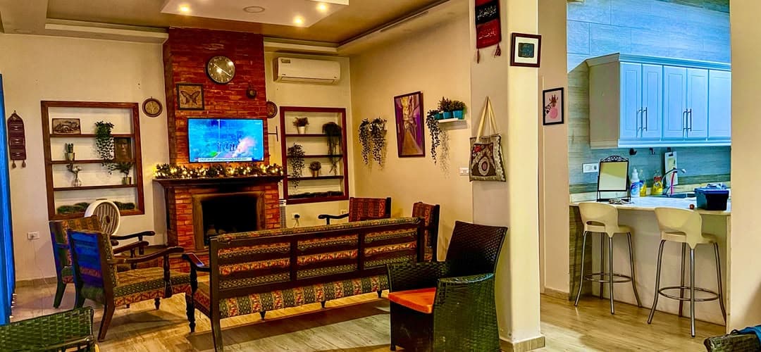 Villa for Rent in Damascus - Photo 2