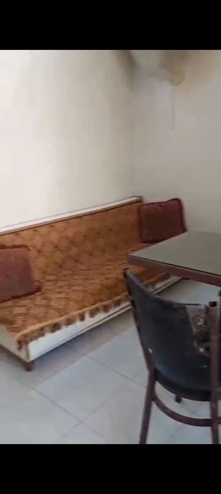 Well-ventilated, Bright Apartment for Sale in Al-Muhajireen, Damascus - 110sqm - Photo 5
