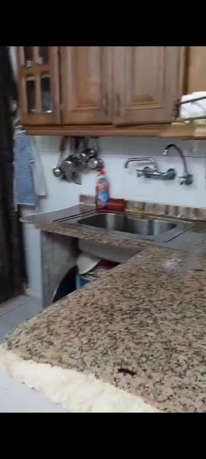 Well-ventilated, Bright Apartment for Sale in Al-Muhajireen, Damascus - 110sqm - Photo 6