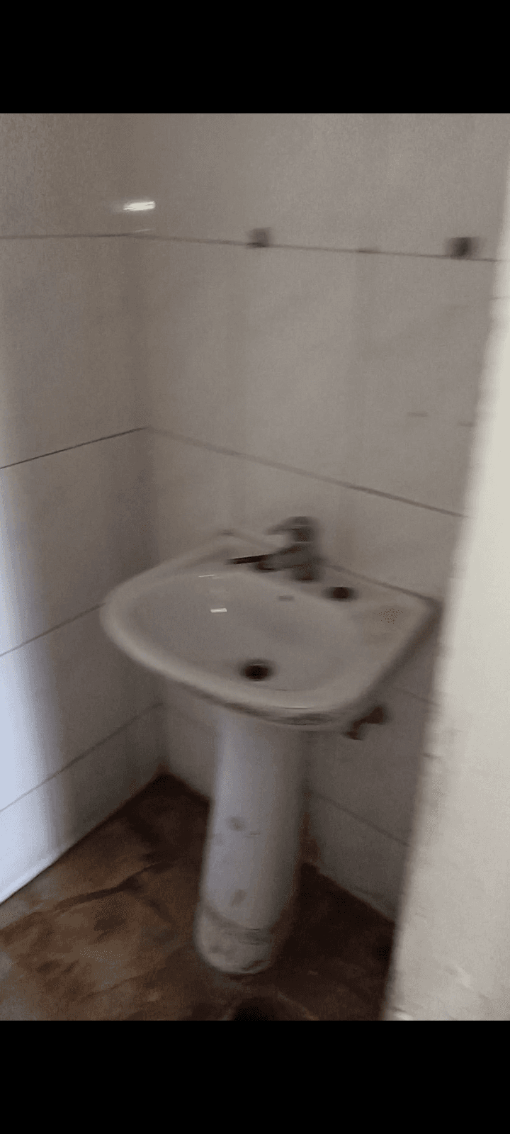 شقة جيد التهوية، مشرق 3 غرف للبيع في جديدة عرطوز البلد، ريف دمشق - 170م² - صورة 12