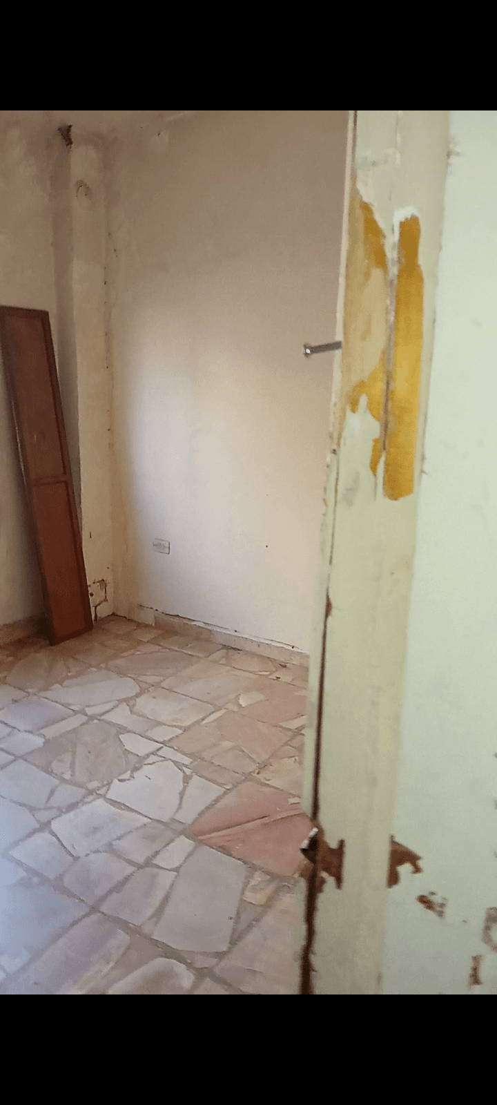 شقة جيد التهوية، مشرق 3 غرف للبيع في جديدة عرطوز البلد، ريف دمشق - 170م² - صورة 15